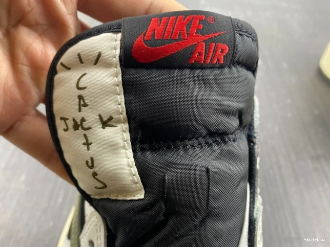 Reps TBkick Jordan x Low OG WMNS Air 1 Olive DZ4137-106 Travis Scott 0723